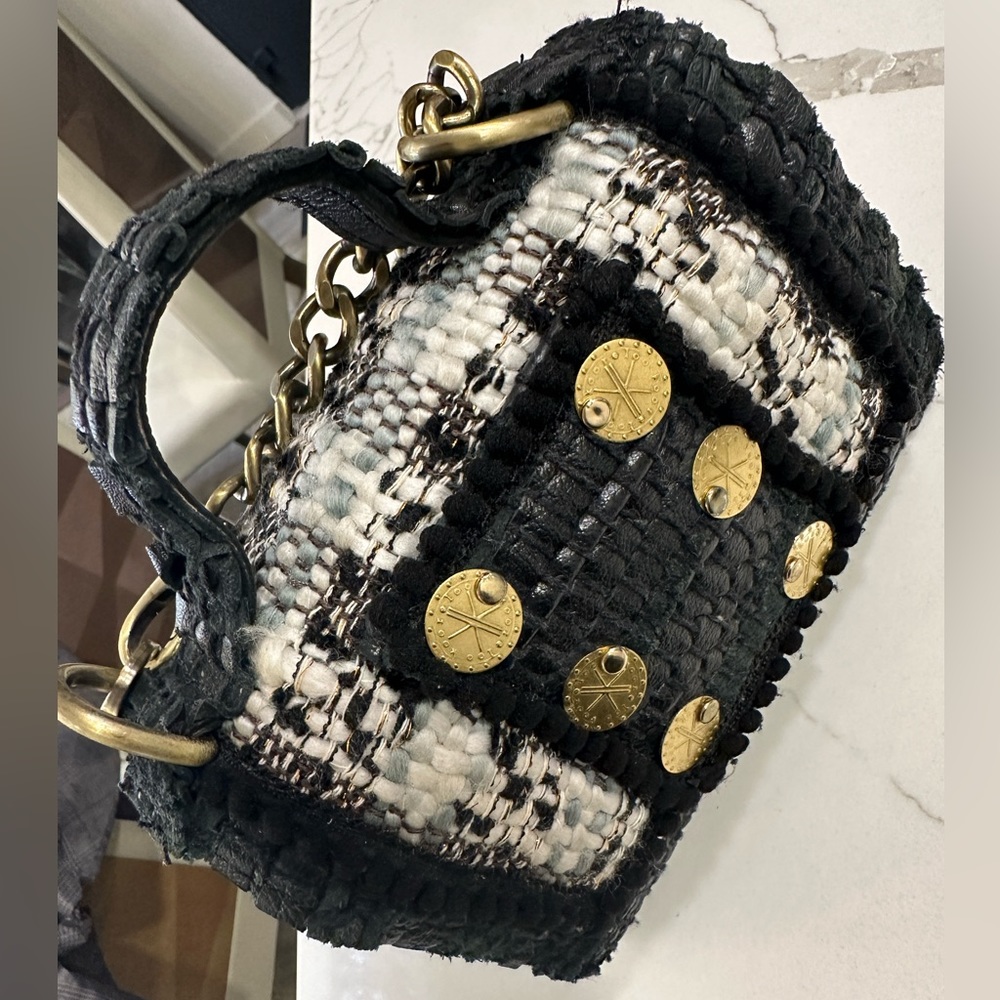 Authentic Kooreloo tweed and black crossbody bag!